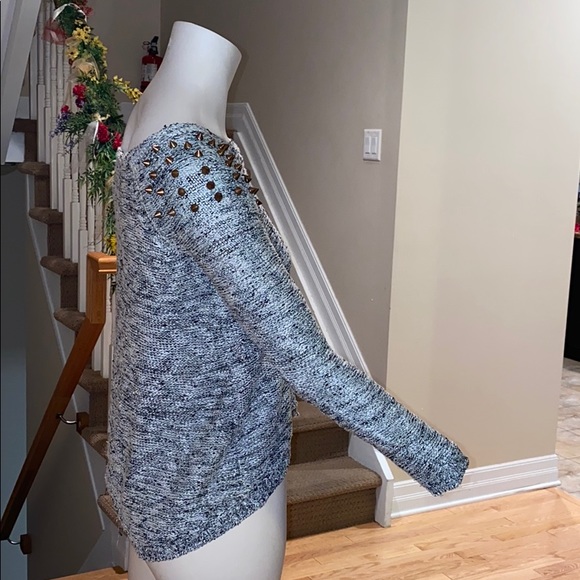 Shiny black & white sweater - Picture 2 of 10